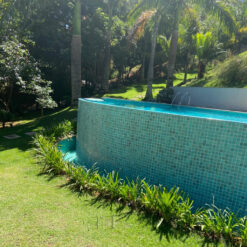 Piscina com pastilha Atlas Loule