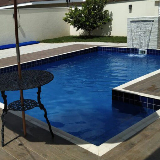 Piscina com Revestimento Cobalto 1050